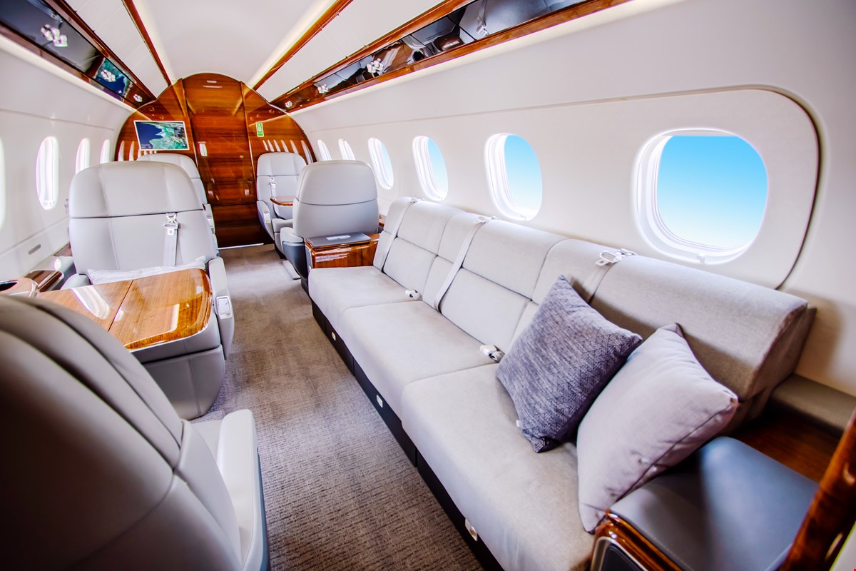 foto dell'aereo Embraer Legacy 500
